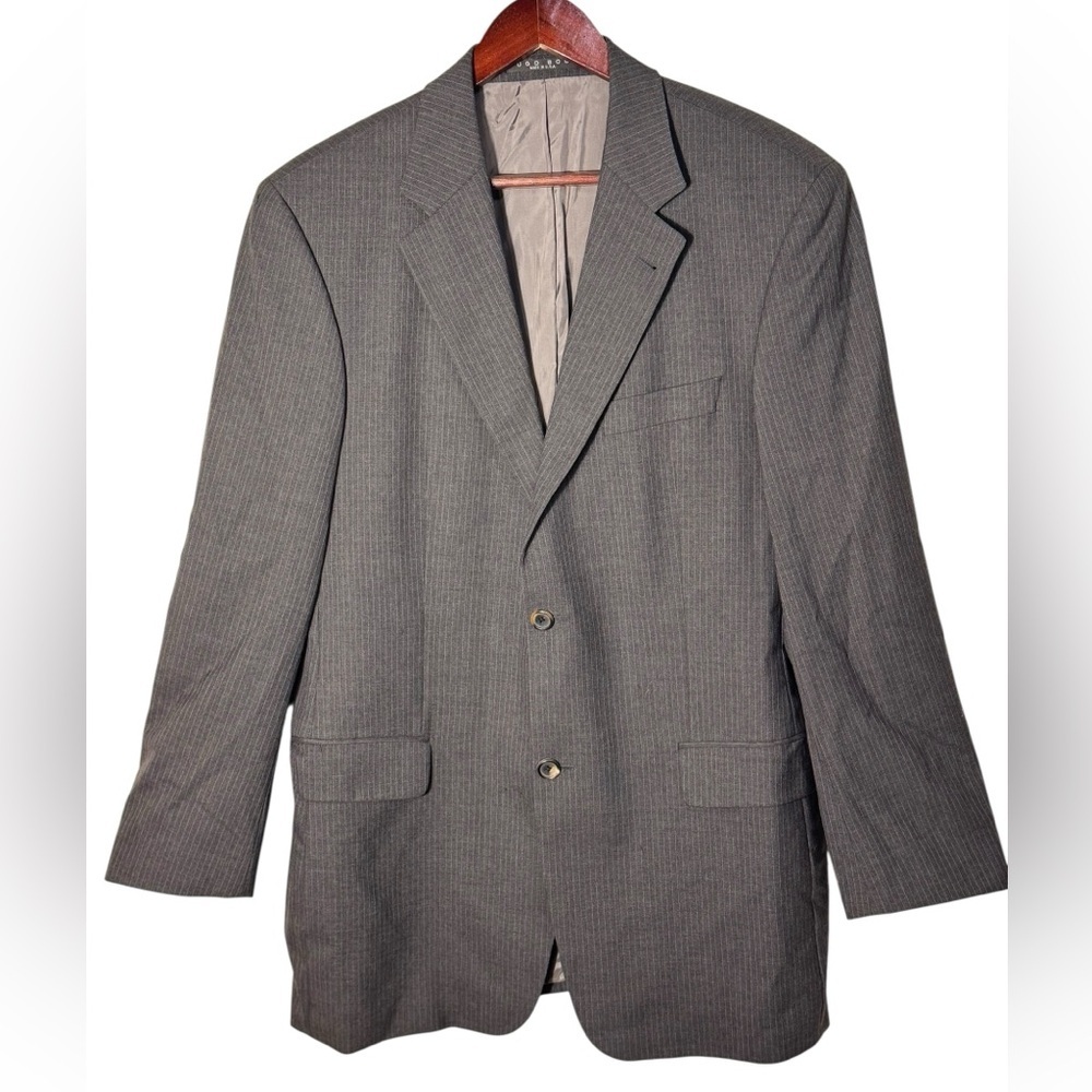 Hugo Boss super 100 finest quality 100% Schurwolle Virgin wool Size 41L Made USA